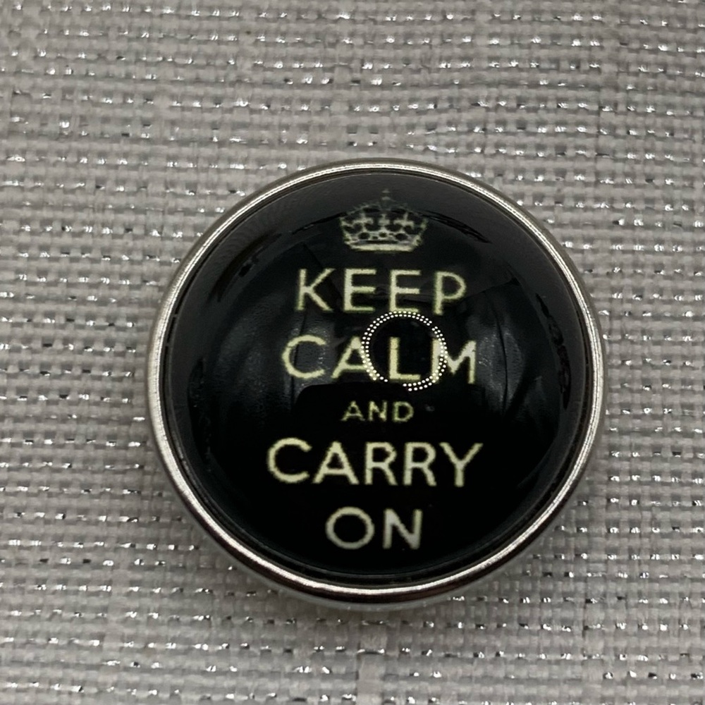 Keep Calm & Carry On - Snap Button Charm 18mm/20mm - Made in the USA